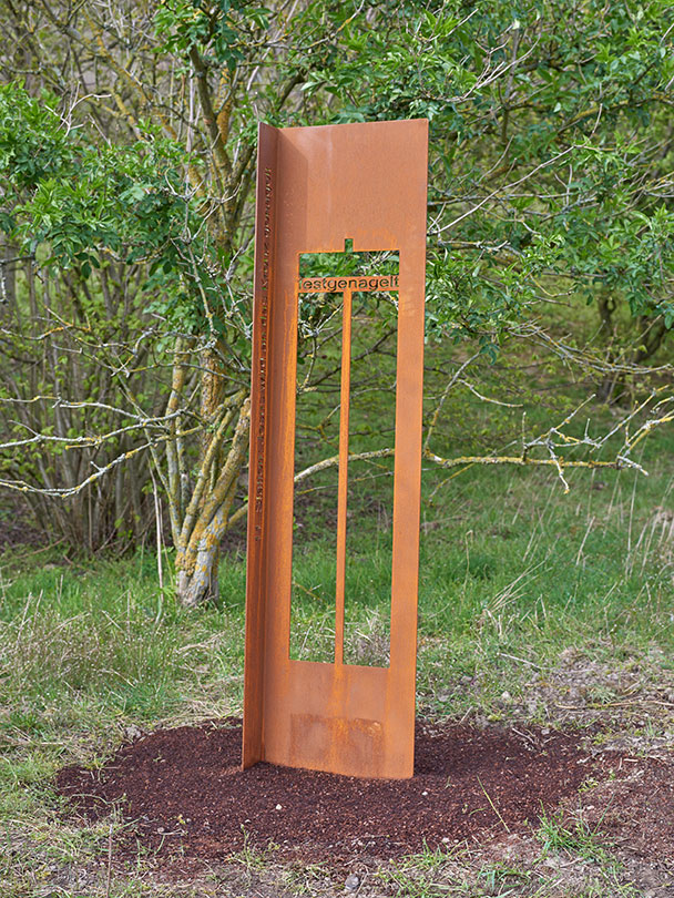 Stele am Haldenkreuzweg in Ahlen Stele am Haldenkreuzweg in Ahlen