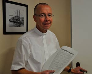 Prälat Peter Kossen aus Lengerich prangert in seiner jüngsten Pressemitteilung „Wegwerfmenschen“ die Situation der Arbeitsmigranten in der Fleischindustrie an